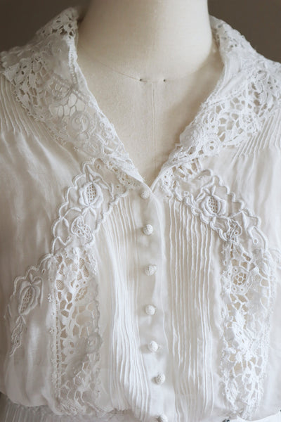 1900s Embroidered Hand Crochet Buttons Cotton Lawn Dress