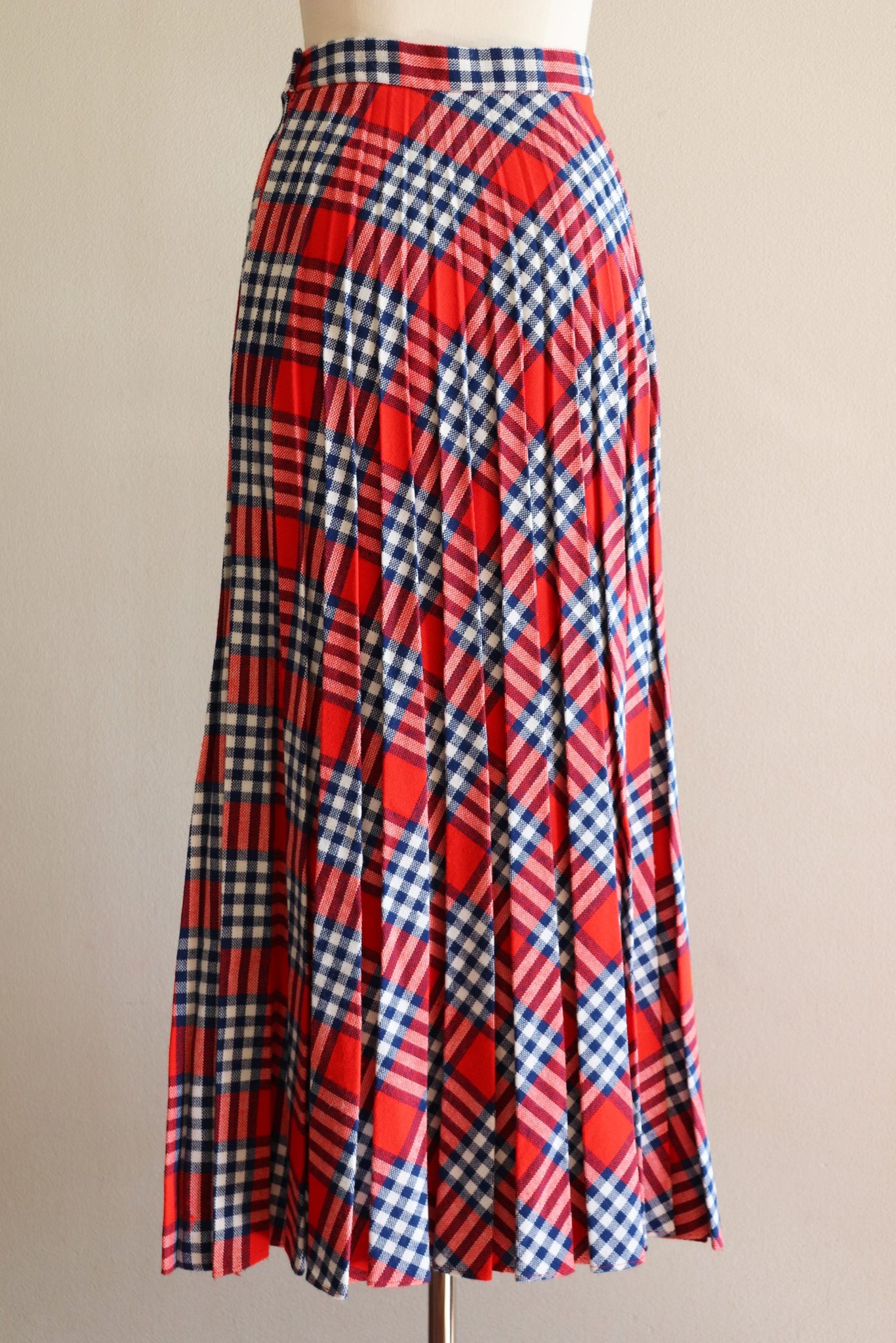 70s Full Length  Pleats  Plaid Skirt