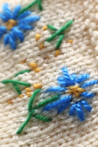 70s Blue Flower Embroidery Hand Knit Cream Austrian Cardigan