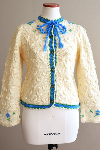 70s Blue Flower Embroidery Hand Knit Cream Austrian Cardigan