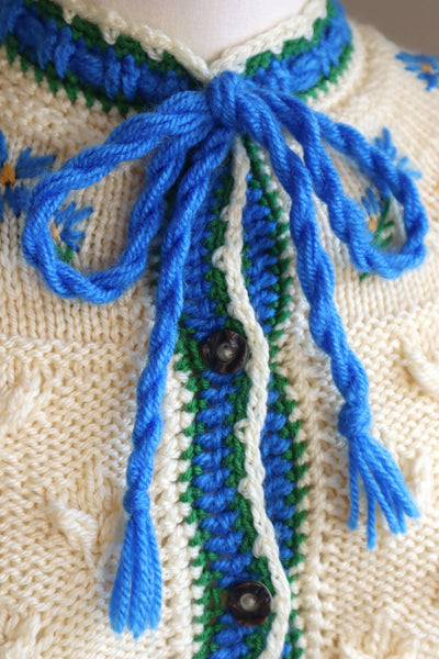 70s Blue Flower Embroidery Hand Knit Cream Austrian Cardigan