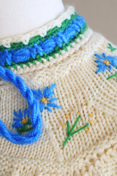 70s Blue Flower Embroidery Hand Knit Cream Austrian Cardigan