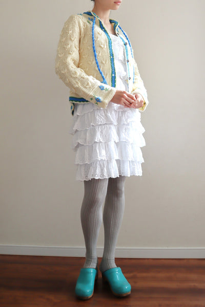70s Blue Flower Embroidery Hand Knit Cream Austrian Cardigan