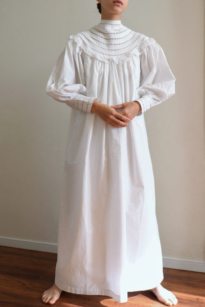 1900s Antique Lace High Neck Collar Long White Cotton Dress