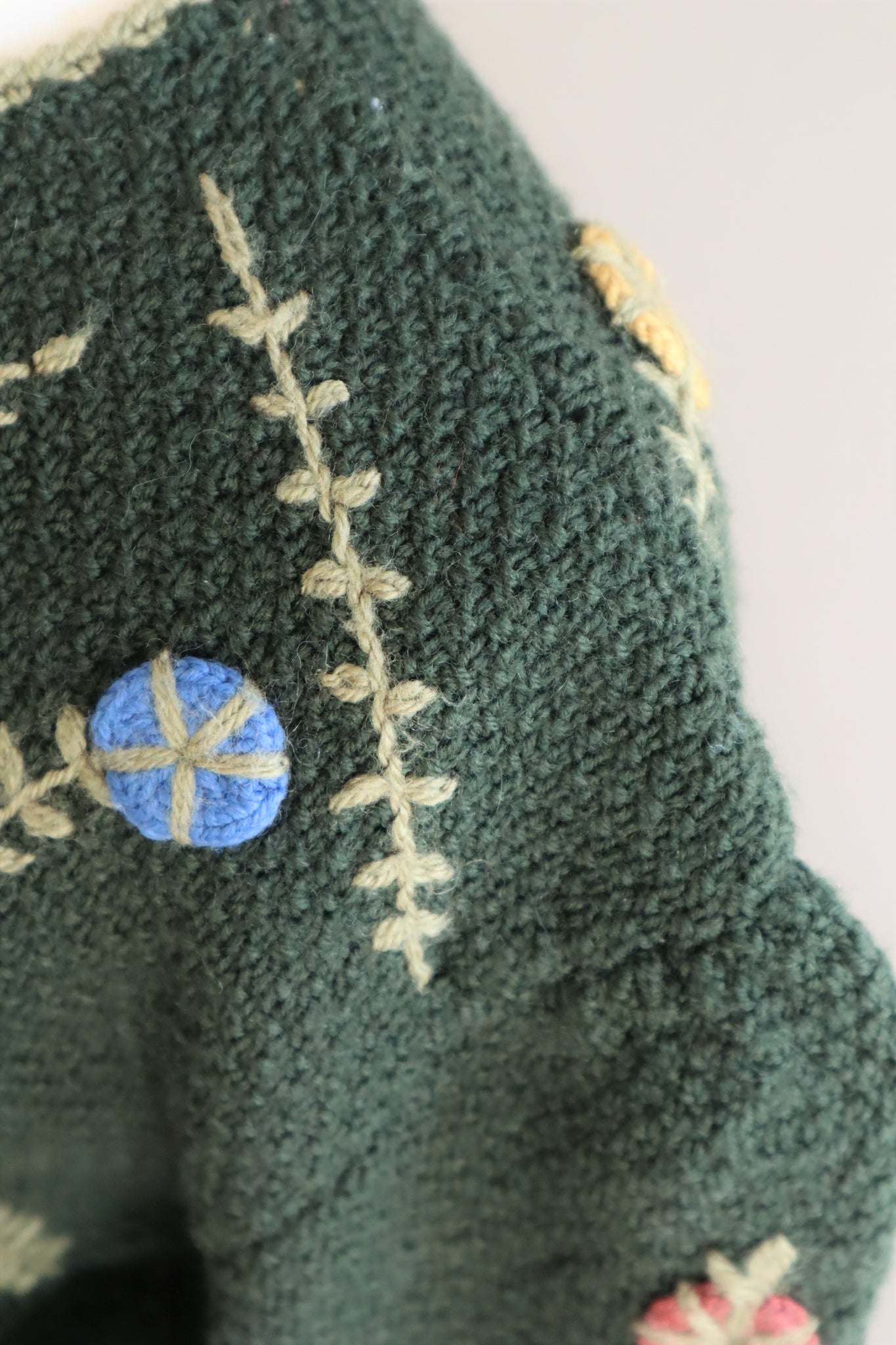 70s Bavarian Hand Knit Floral Embroidered Cardigan Green