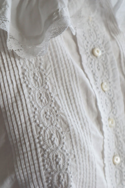 1900s Grainy Design Hand-Embroidered Blouse