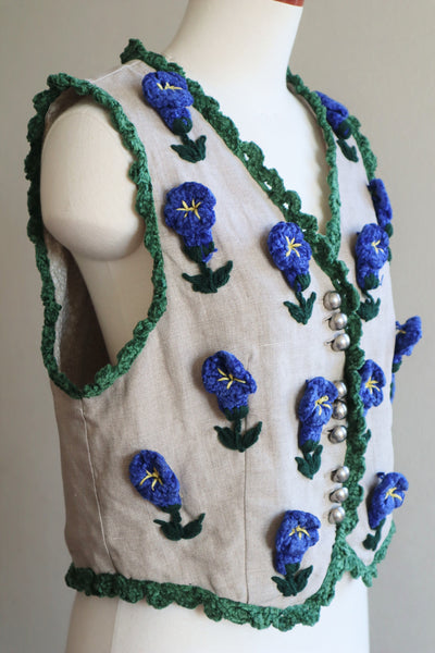 80s Floral Embroidery Austrian Gilet