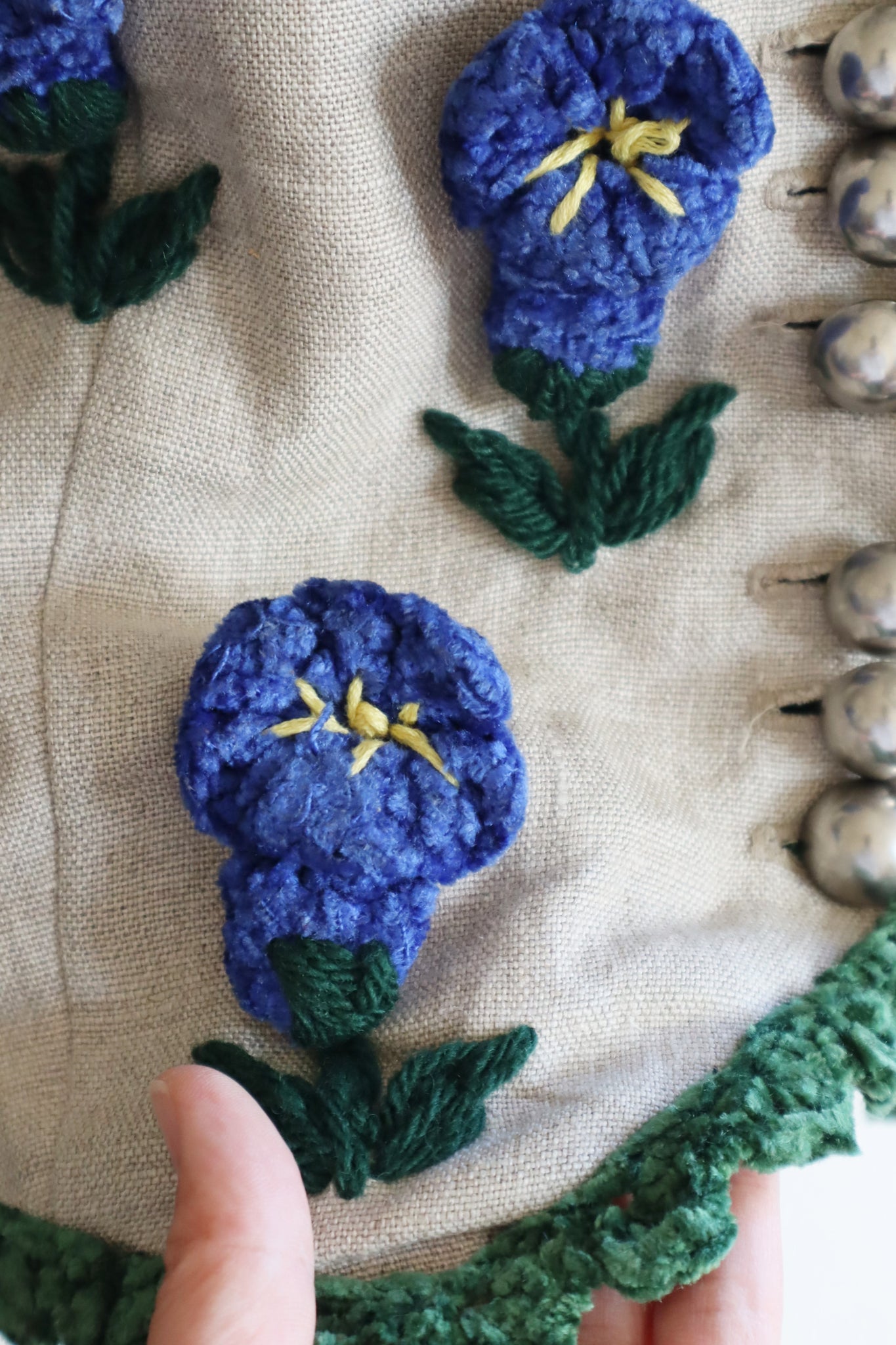 80s Floral Embroidery Austrian Gilet