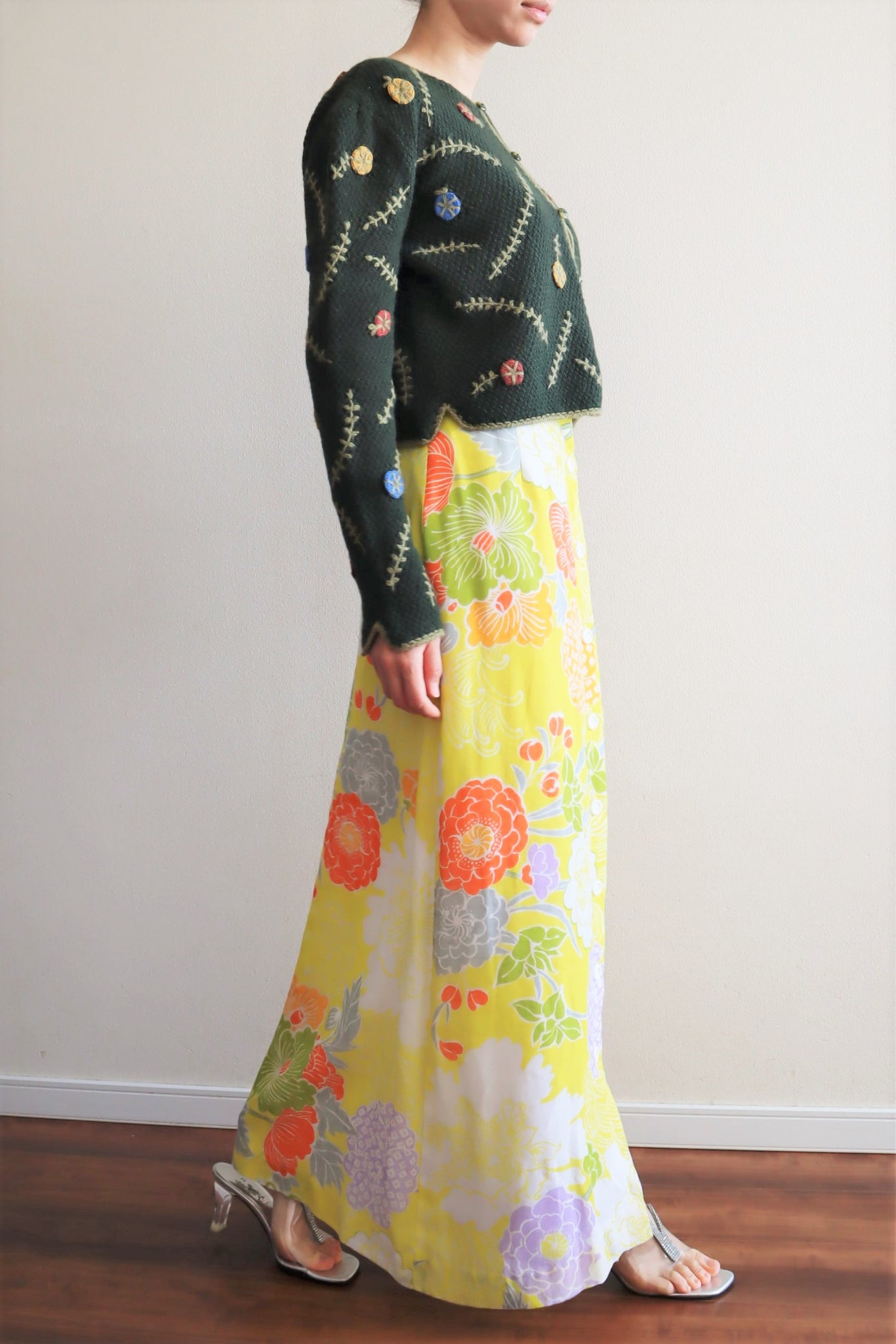 70s Bavarian Hand Knit Floral Embroidered Cardigan Green