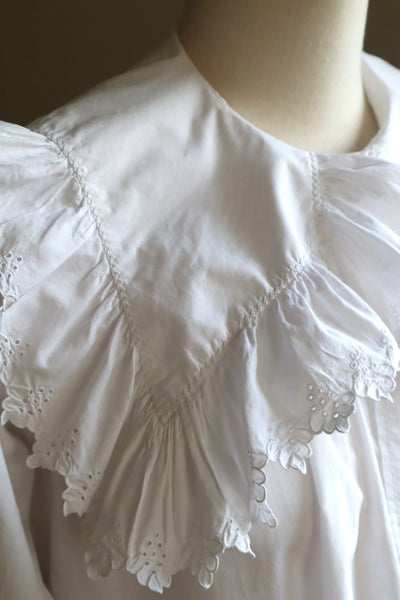 1890s~1900s Edwardian Big Collar White Cotton Ruffled Blouse