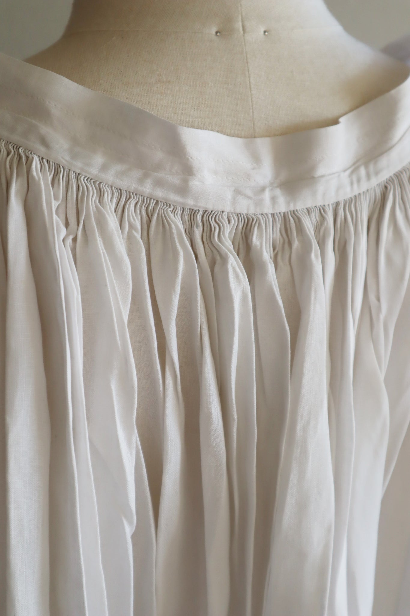 1900s White Pleated Linen Church Smock