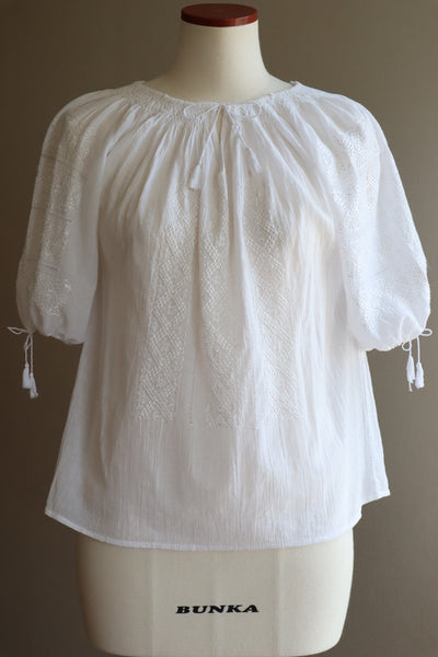 1940s White Embroidered Cotton Gauze Romanian Blouse 1
