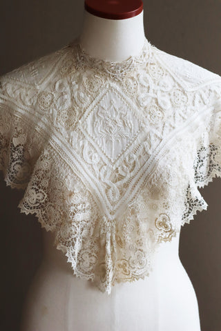 1910s Beautiful Bertha Collar