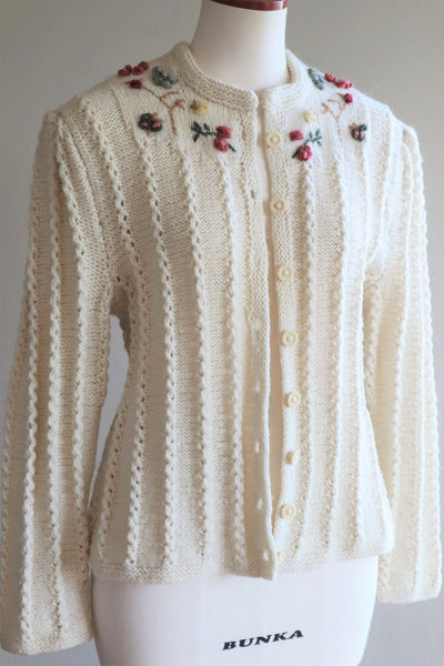 70s Fluffy Brushed Yarn Austrian Hand Knit Cardigan