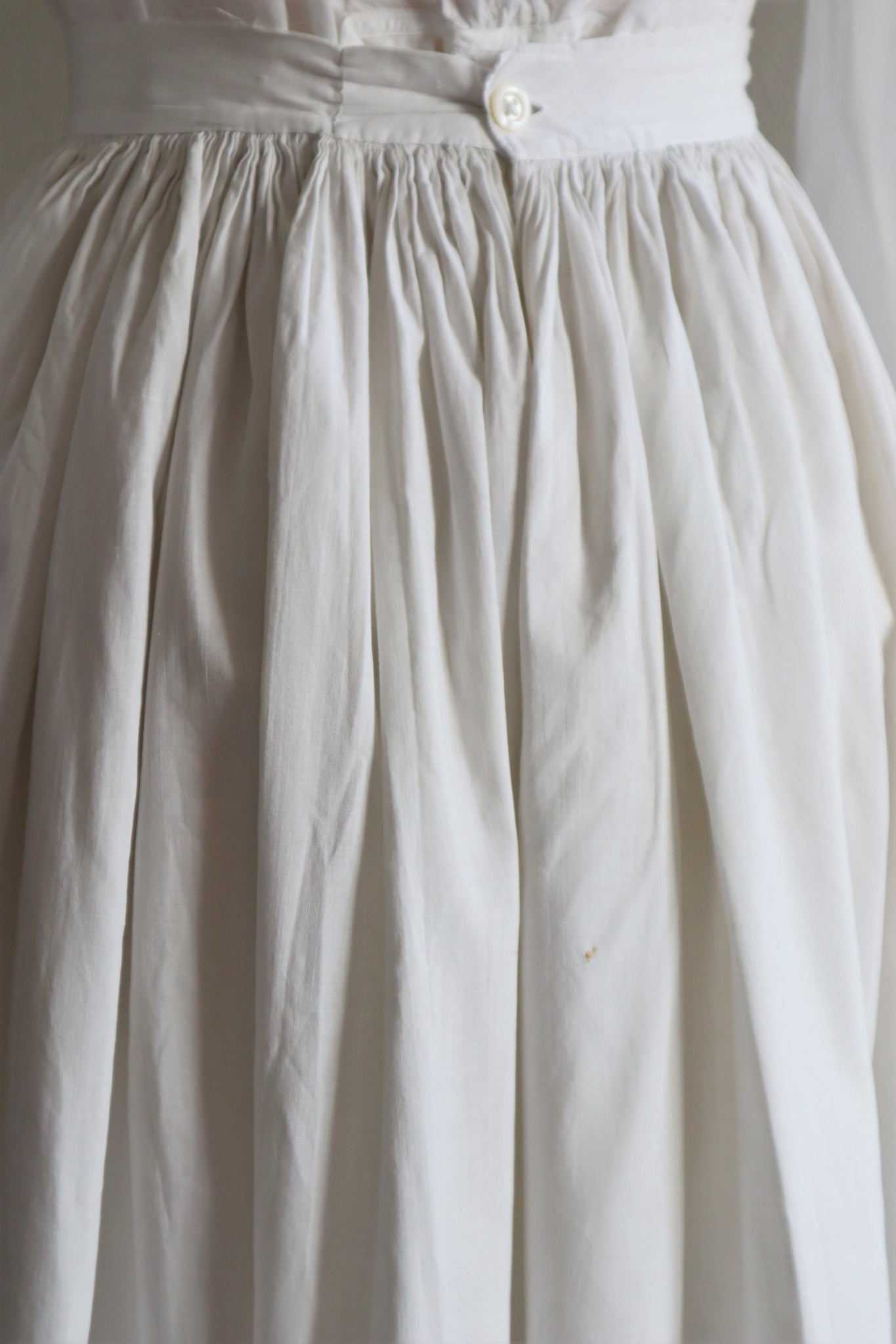 1900s Victorian White Cotton Blouse & Skirt Set