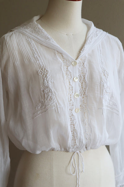 1910s White Embroidered Muslin Cotton Blouse