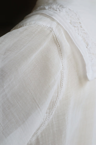 1910s White Embroidered Muslin Cotton Blouse