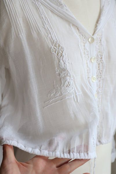 1910s White Embroidered Muslin Cotton Blouse