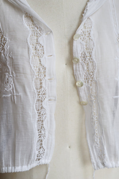 1910s White Embroidered Muslin Cotton Blouse