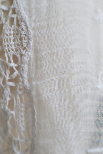 1910s White Embroidered Muslin Cotton Blouse