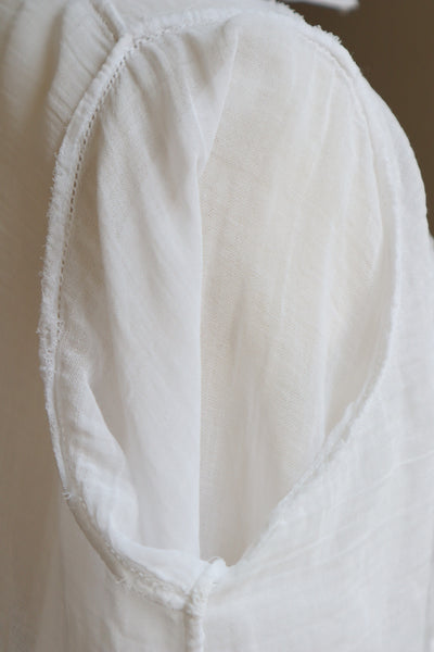 1910s White Embroidered Muslin Cotton Blouse