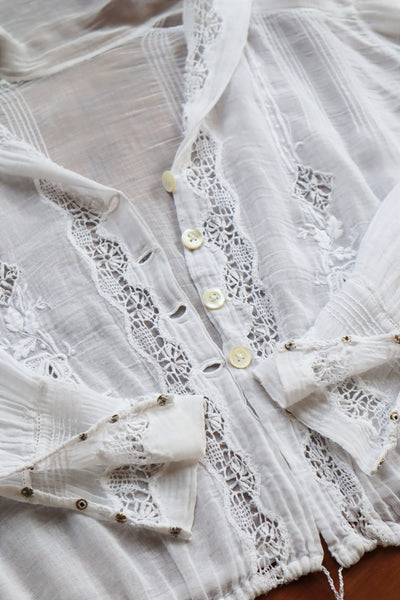 1910s White Embroidered Muslin Cotton Blouse