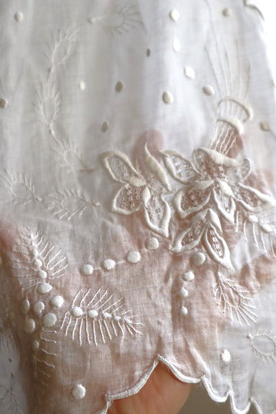 1900s Hand Sewn Embroidered Flower Muslin Cotton Skirt