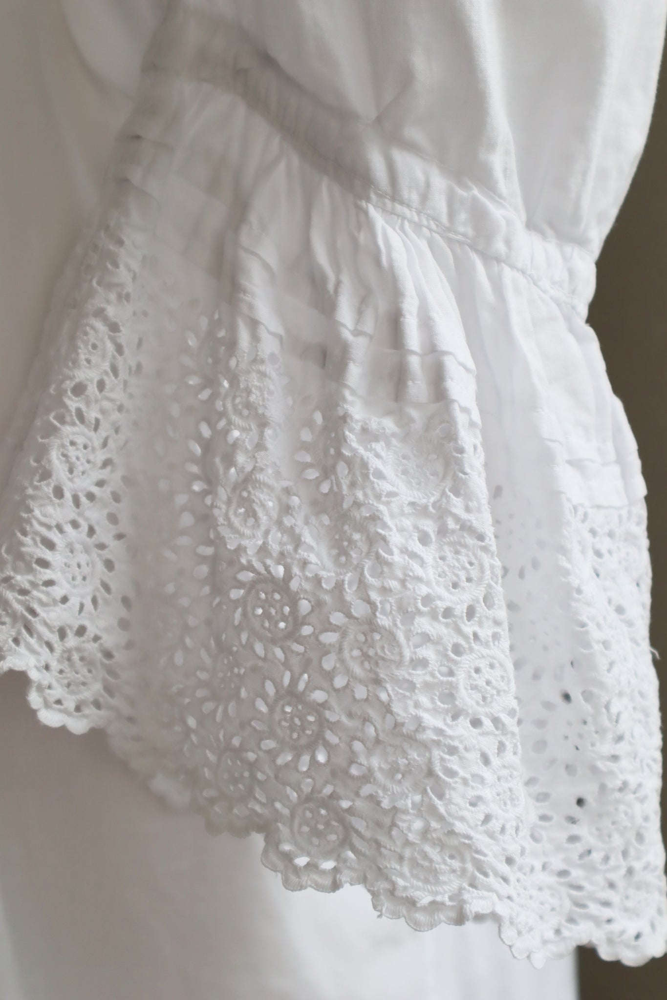 1900s Edwardian Broderie Anglaise Lace Dress