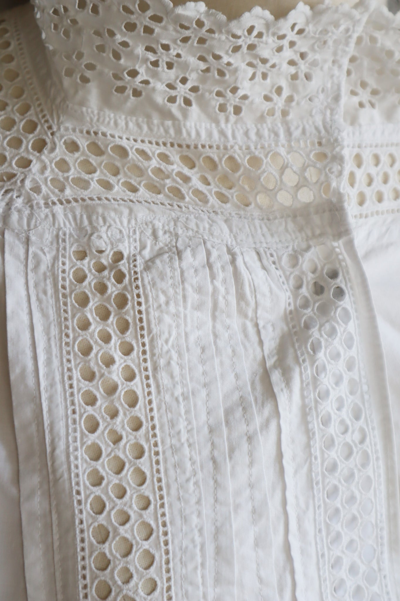 1900s Edwardian Broderie Anglaise Lace Dress