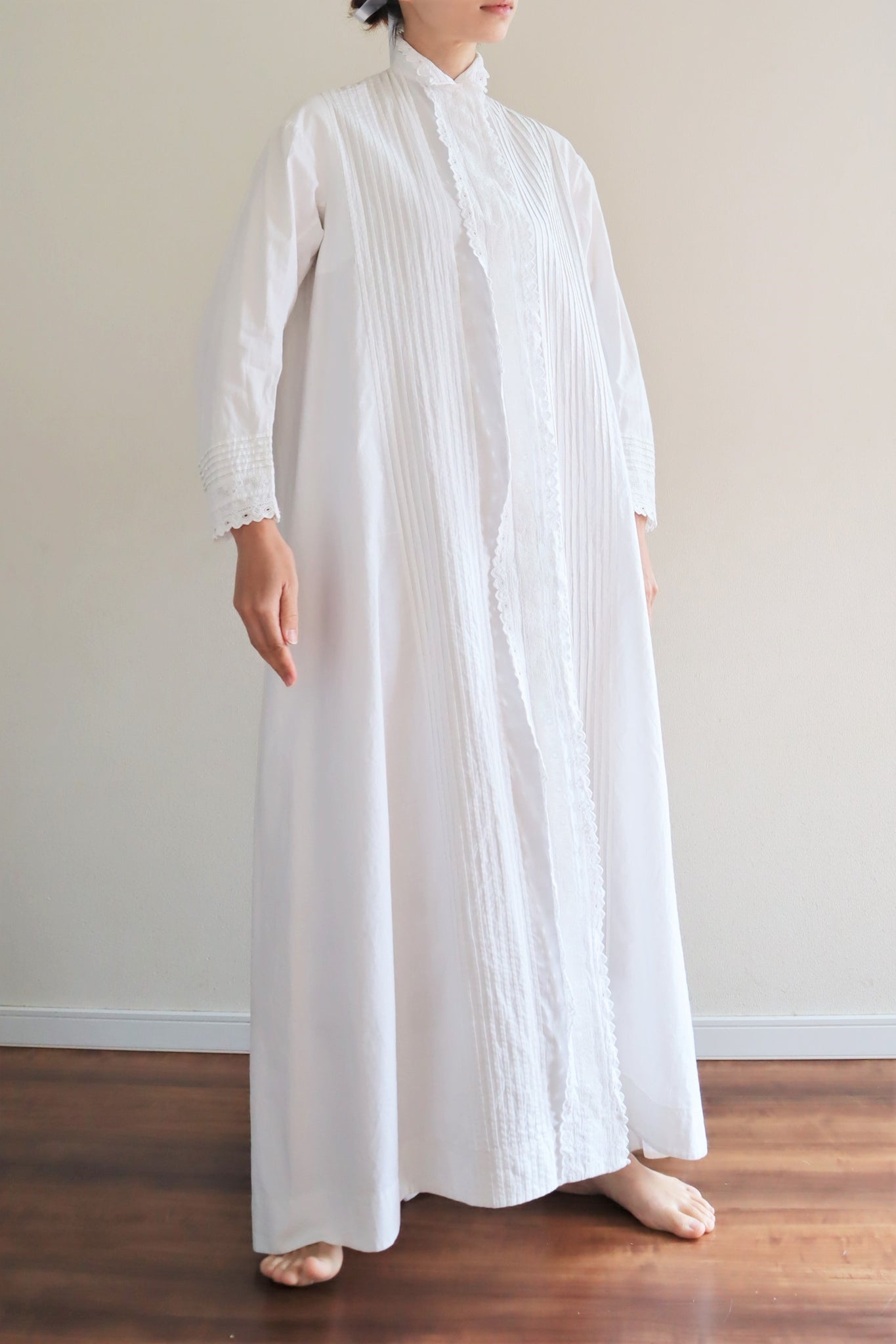 1900s Hand Embroidery Beautiful Tuck Design White Cotton Long Dress Size S