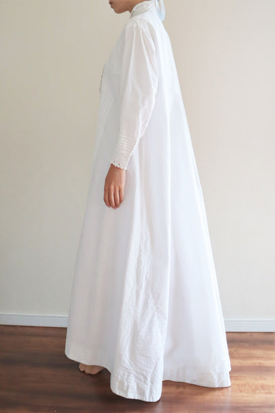 1900s Hand Embroidery Beautiful Tuck Design White Cotton Long Dress Size S