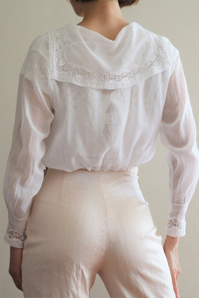 1910s White Embroidered Muslin Cotton Blouse