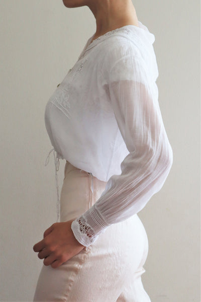 1910s White Embroidered Muslin Cotton Blouse