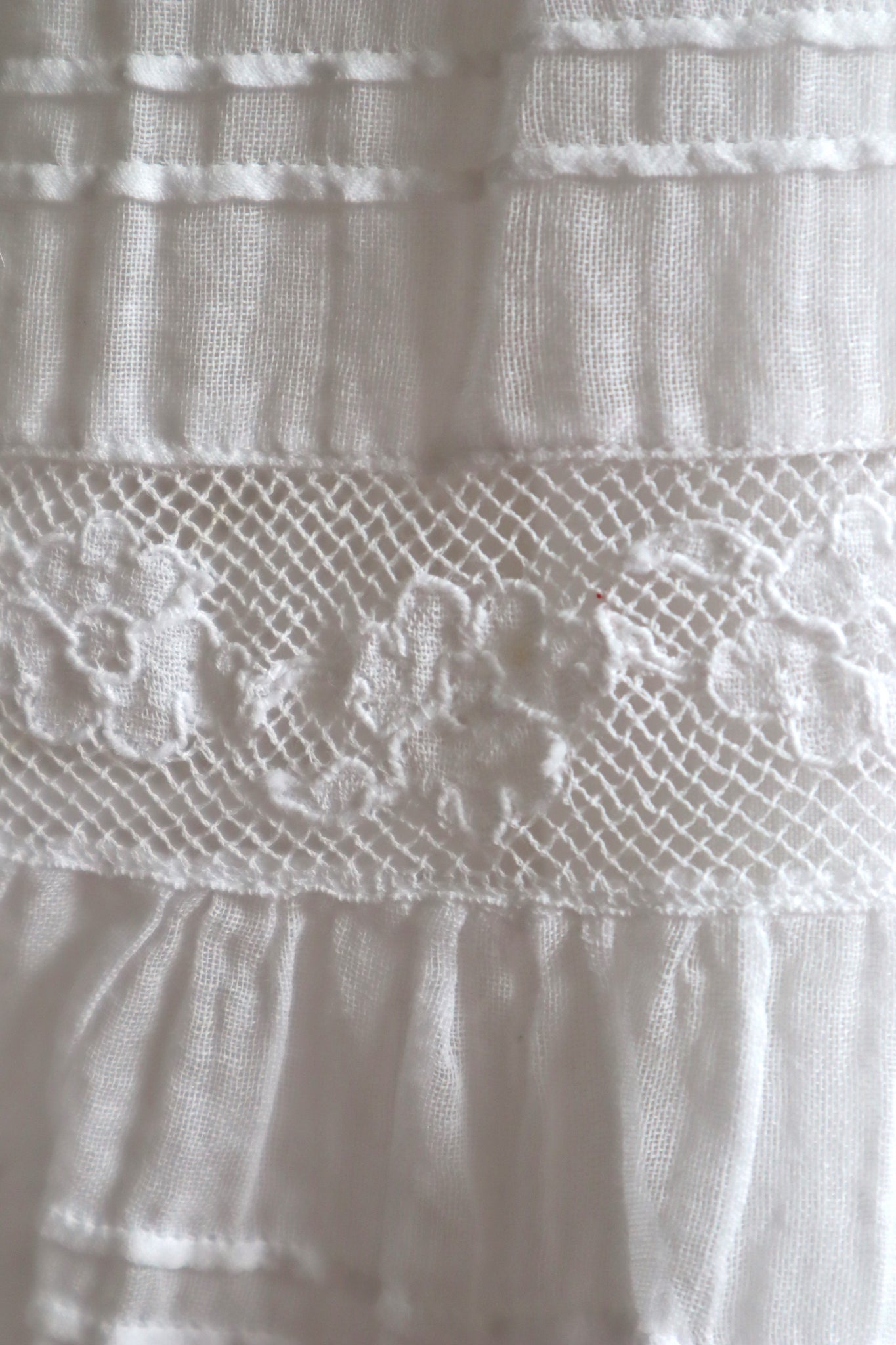 1910s Thin Cotton Wide Lace Beautiful Skirt