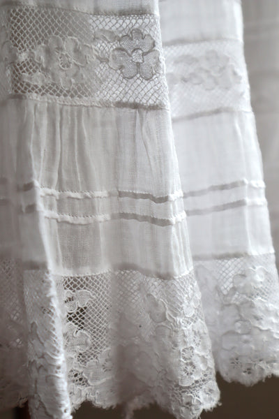 1910s Thin Cotton Wide Lace Beautiful Skirt