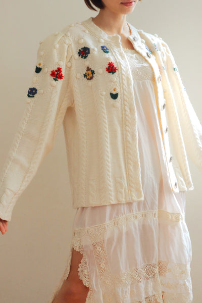 80s~90s Holland Flower Embroidered Wool Knit Cardigan