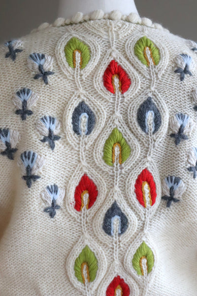 80s Beautiful Leaf Embroidery Bavarian Cardigan