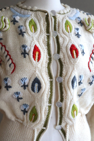 80s Beautiful Leaf Embroidery Bavarian Cardigan