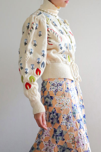 80s Beautiful Leaf Embroidery Bavarian Cardigan